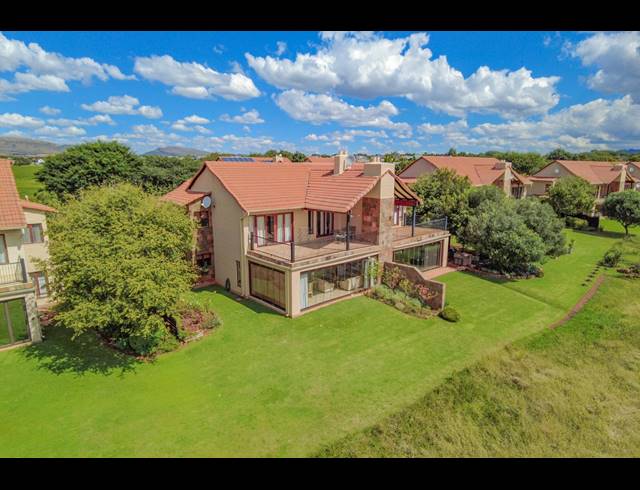 3 BEDROOM TOWNHOUSE SOLD IN THE COVES